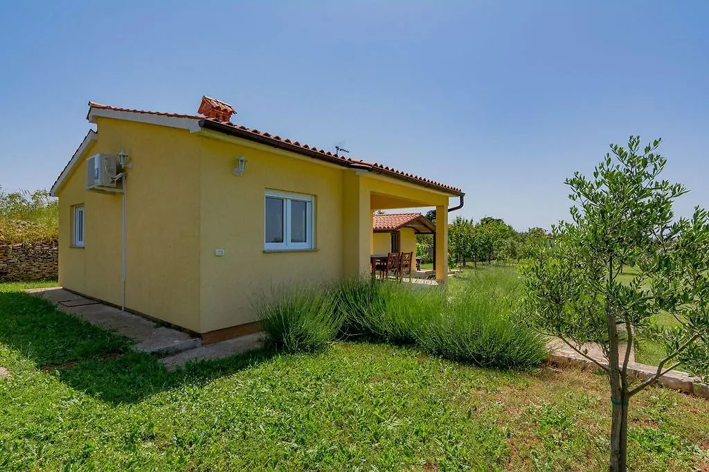 Holiday Home Nemcev 1302 Pula