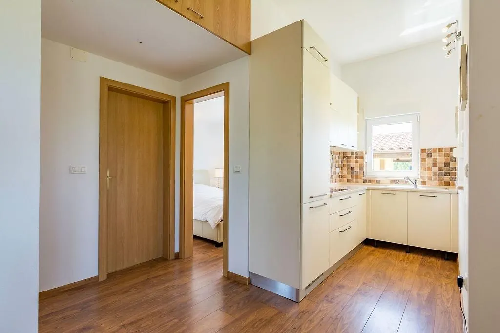 Holiday Home Nemcev 1302 Pula
