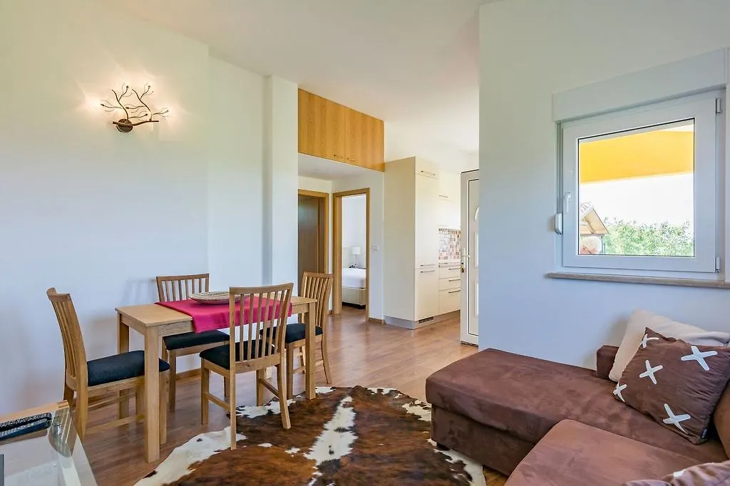 Holiday Home Nemcev 1302 Pula