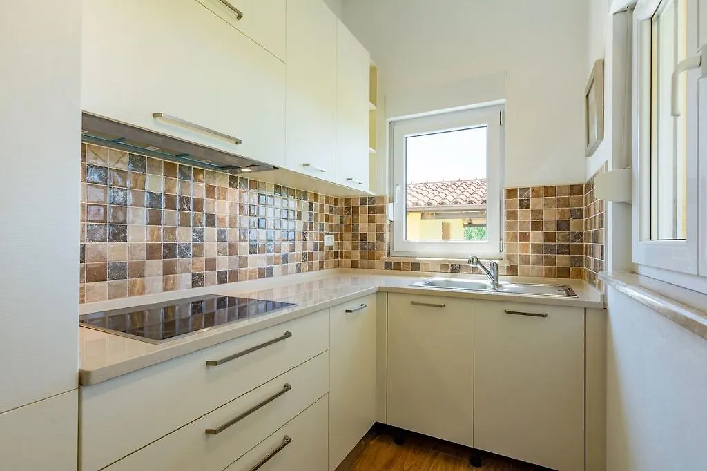 Holiday Home Nemcev 1302 Pula 0*,  Croatia